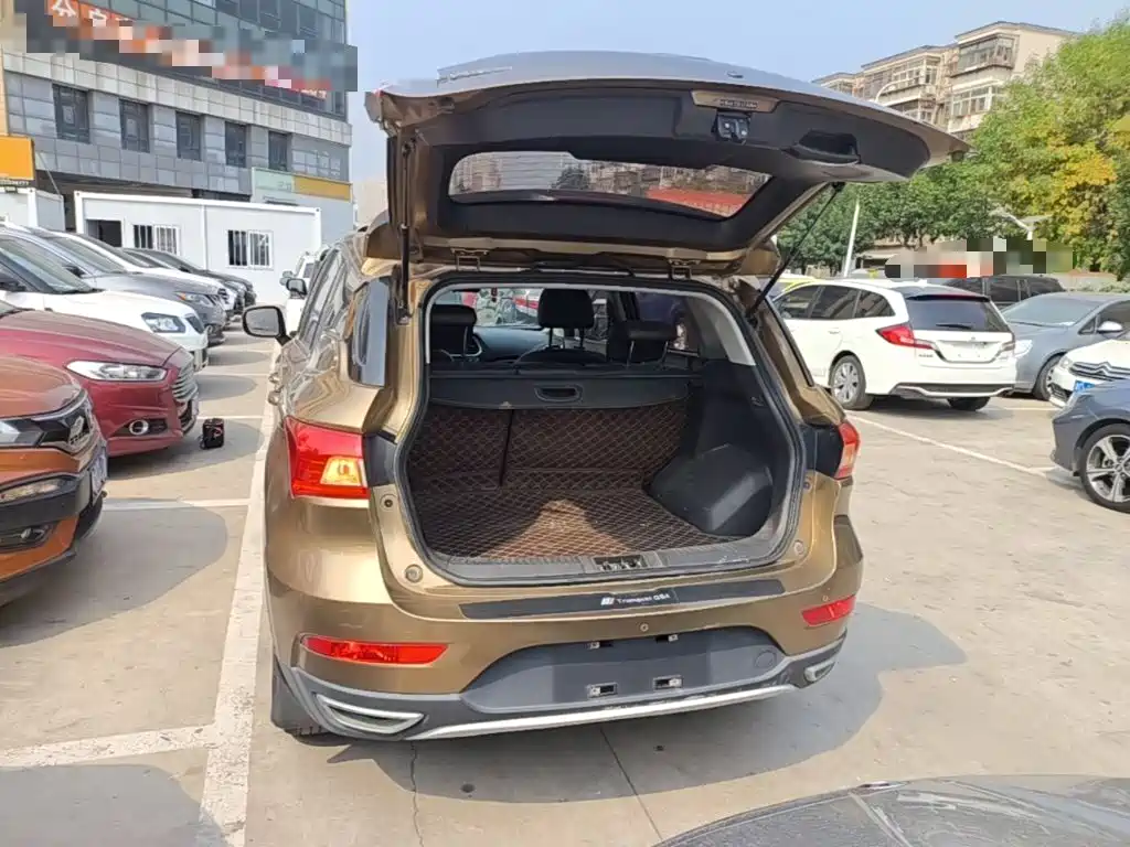 GAC Motor Trumpchi GS4 — фото 19