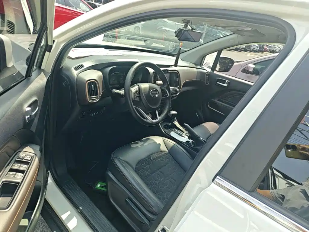 GAC Motor Trumpchi GS3 — фото 15