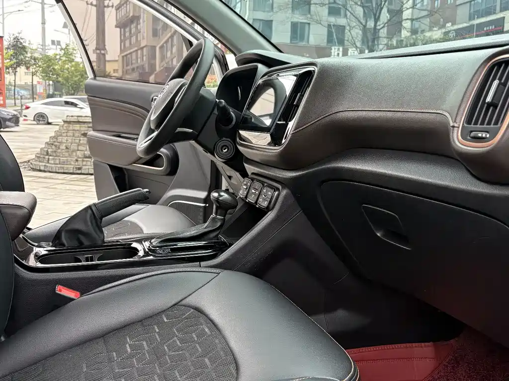 GAC Motor Trumpchi GS3 — фото 4