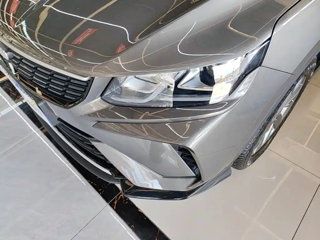 Geely Binyue — фото 24