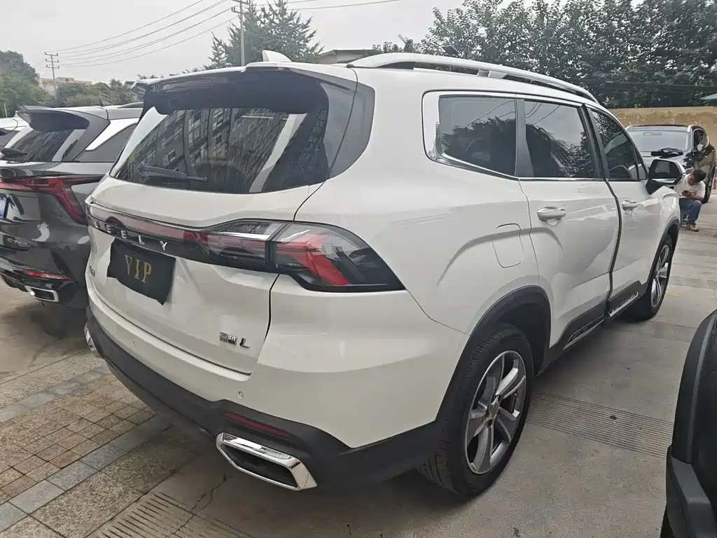 Geely Haoyue L — фото 19