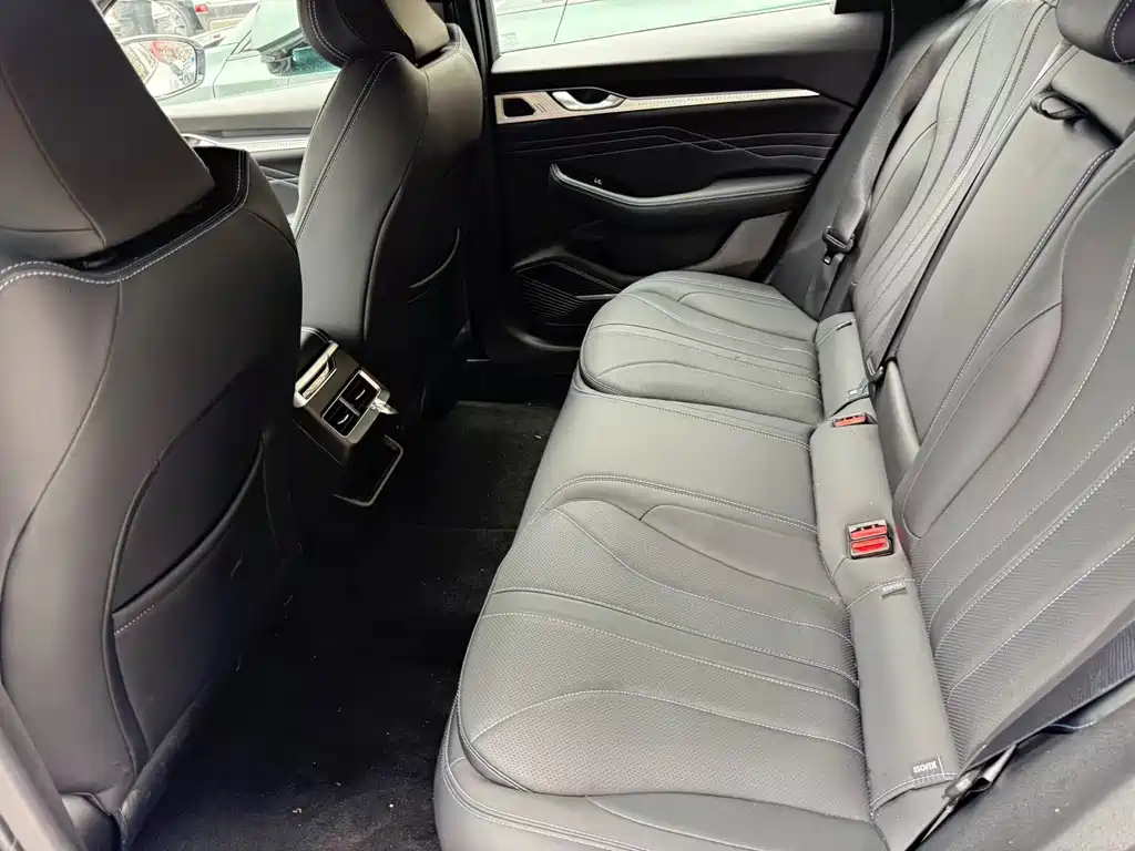Geely Xingrui — фото 8