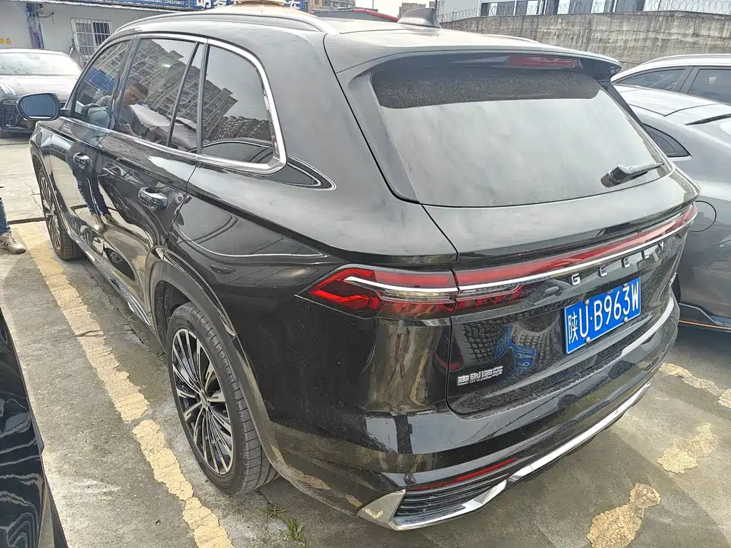 Geely Xingyue L — фото 15