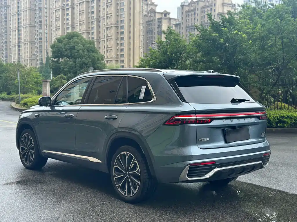 Geely Xingyue L — фото 9