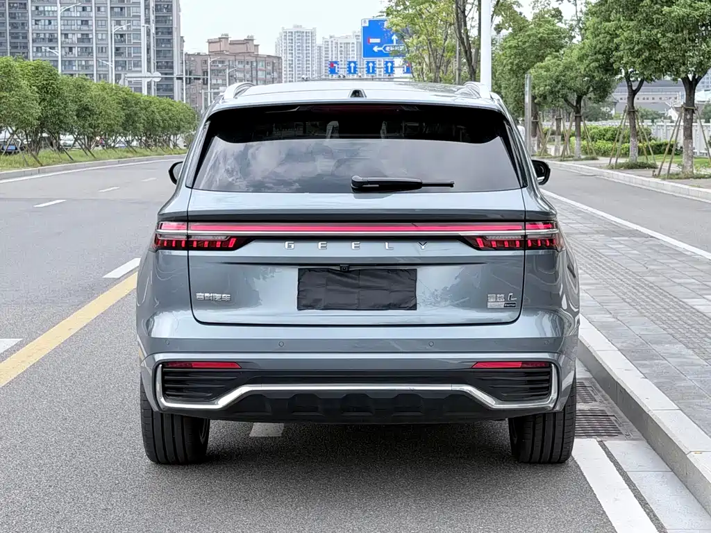Geely Xingyue L — фото 15