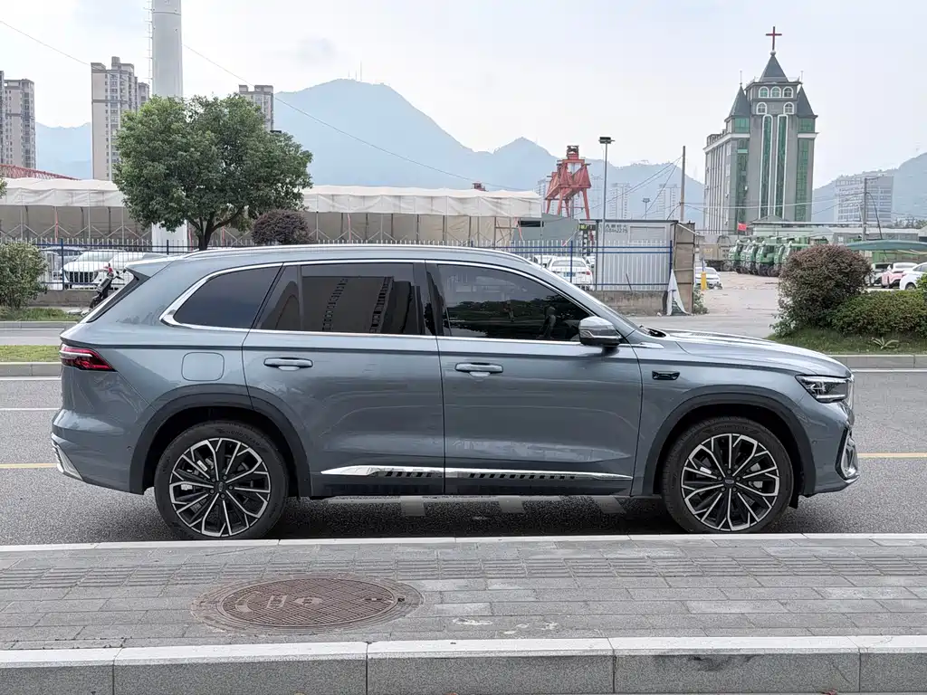 Geely Xingyue L — фото 17
