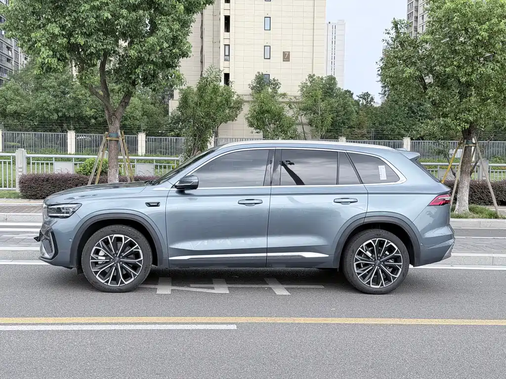 Geely Xingyue L — фото 4