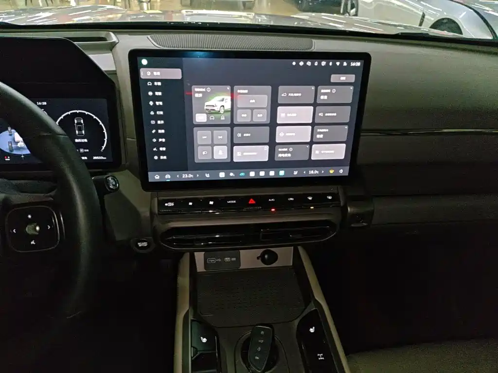 Haval Big Dog PLUS New Energy — фото 13