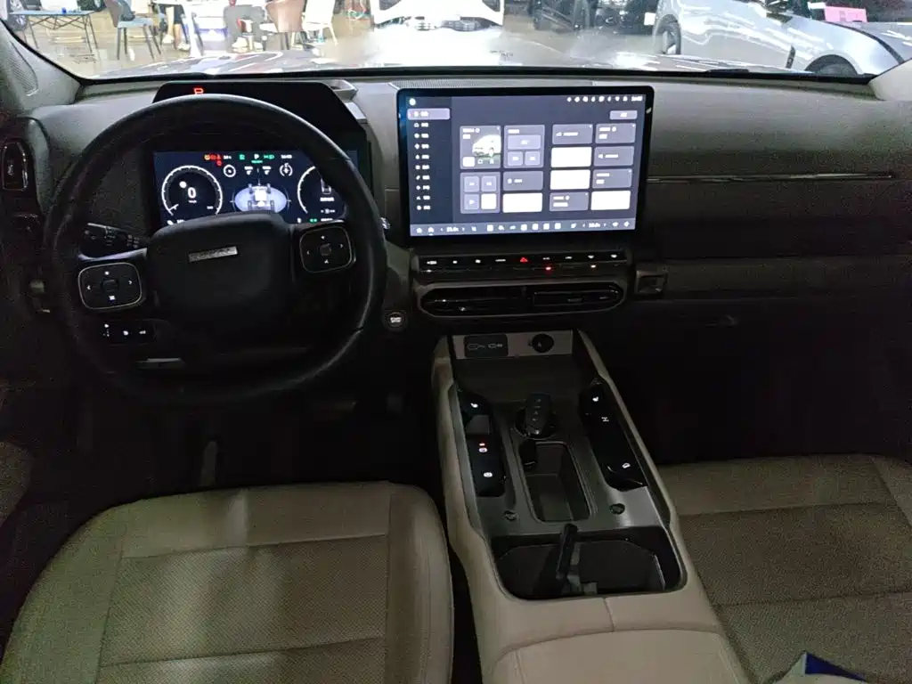 Haval Big Dog PLUS New Energy — фото 10