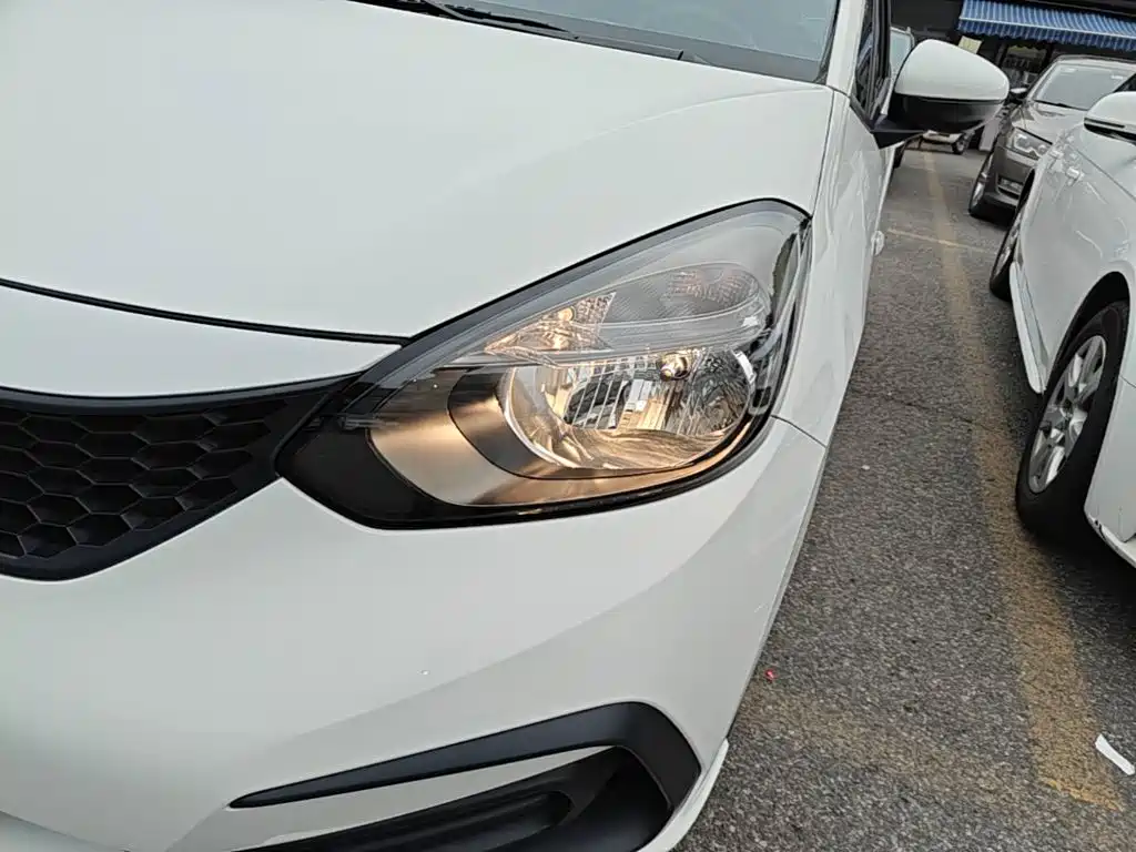 Honda Fit — фото 24