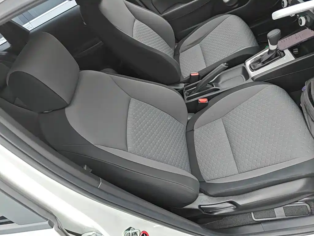Honda Fit — фото 25