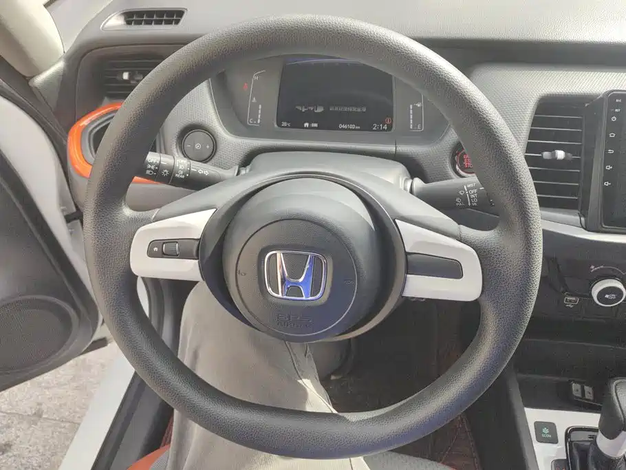 Honda Fit — фото 14