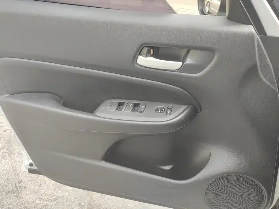 Honda Fit — фото 6