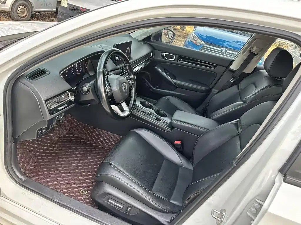 Honda Civic — фото 8