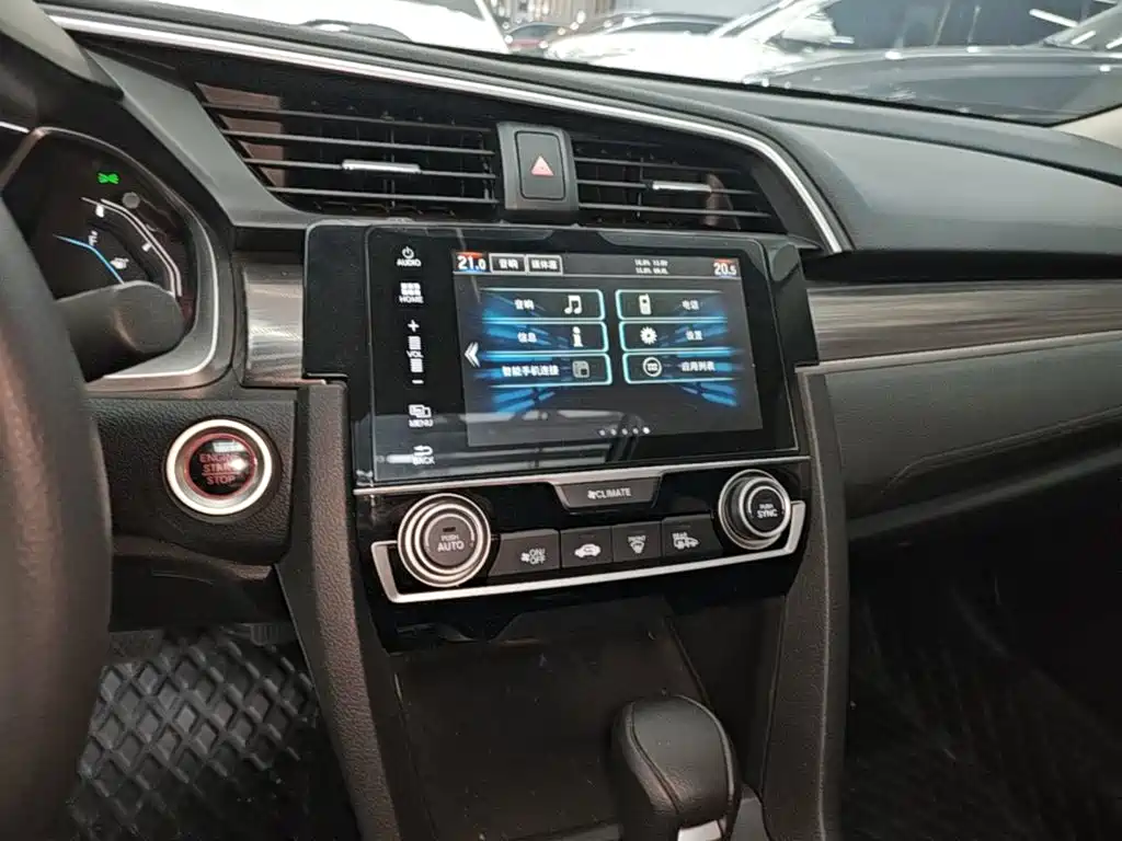 Honda Civic — фото 13