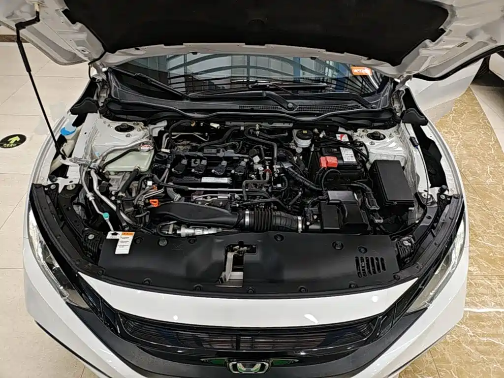 Honda Civic — фото 20