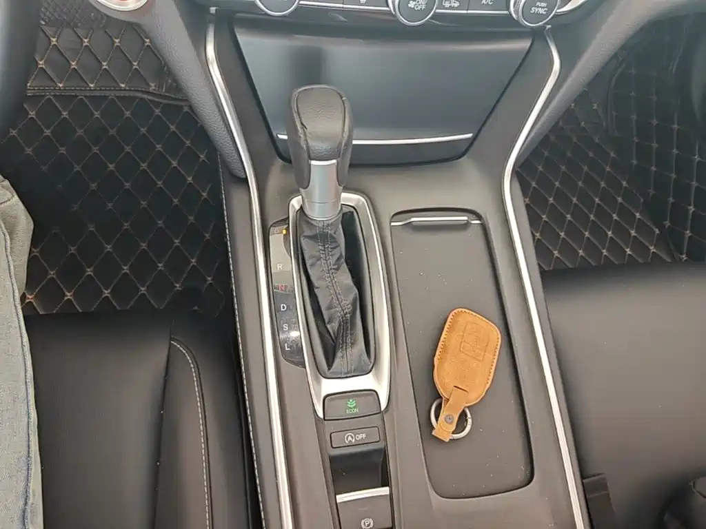 Honda Inspire — фото 14