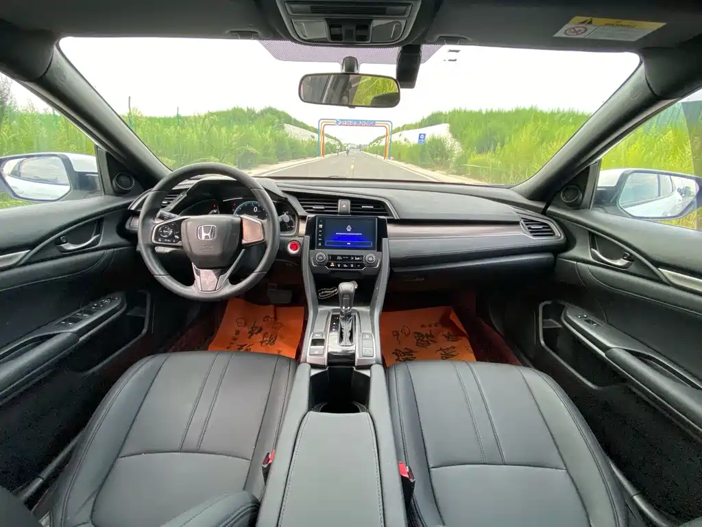 Honda Civic — фото 9