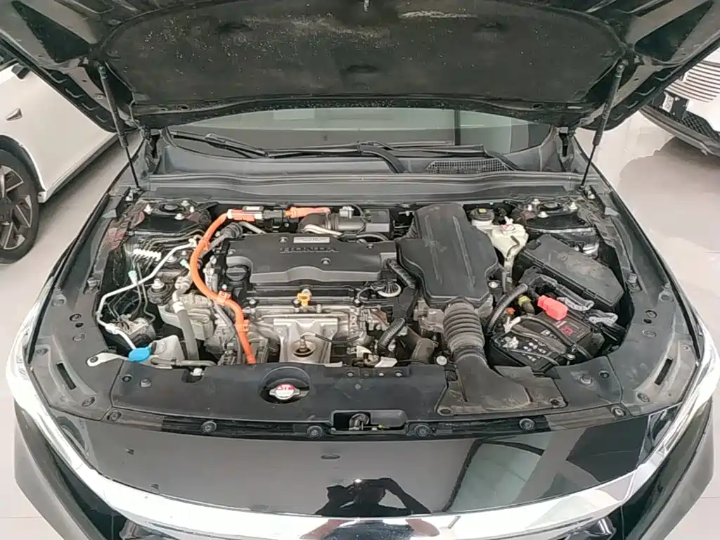 Honda Accord — фото 20