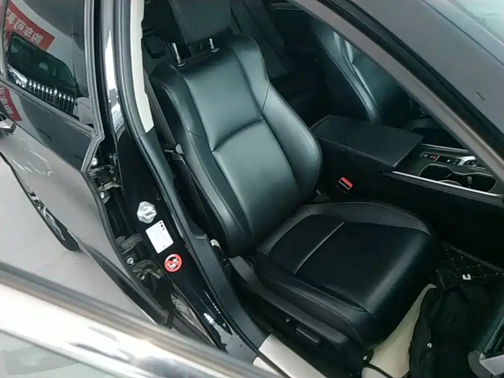 Honda Accord — фото 25
