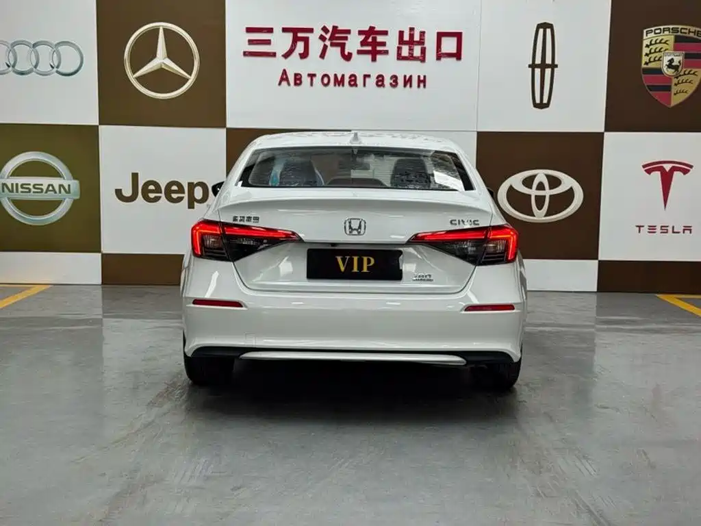 Honda Civic — фото 5