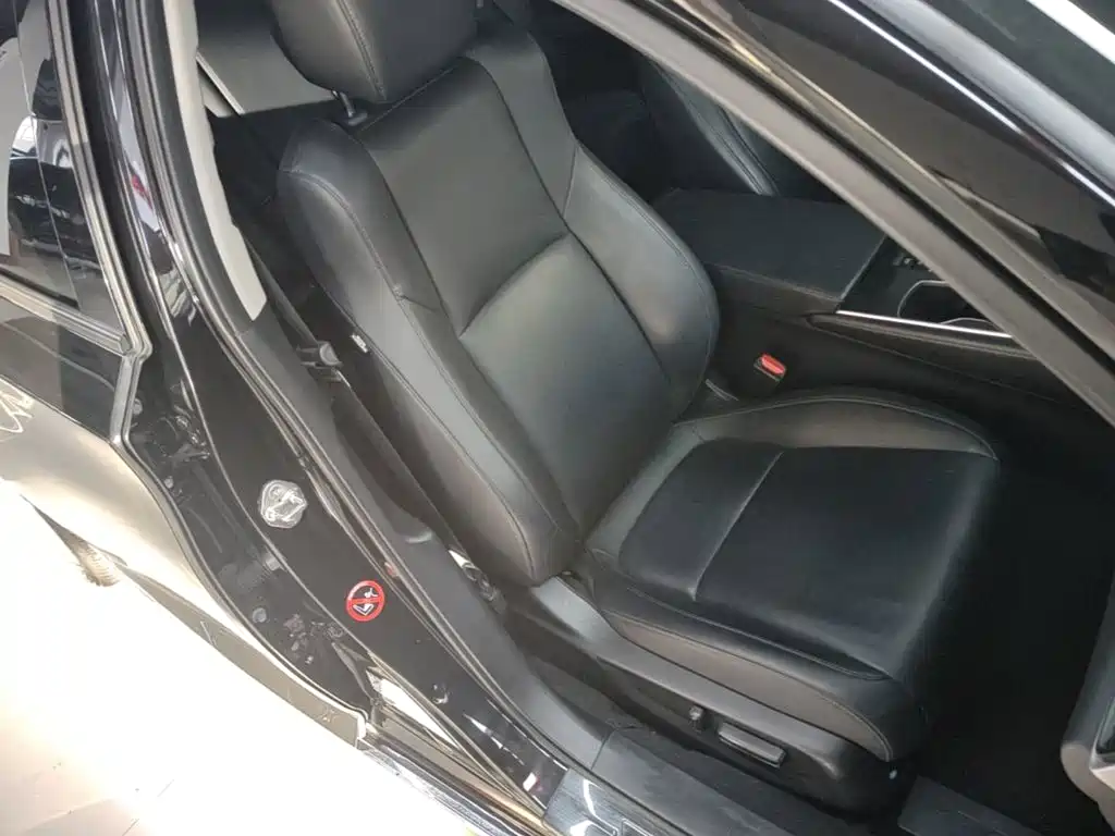 Honda Accord — фото 25