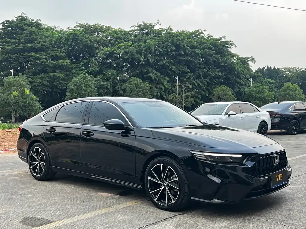 Honda Inspire — фото 3