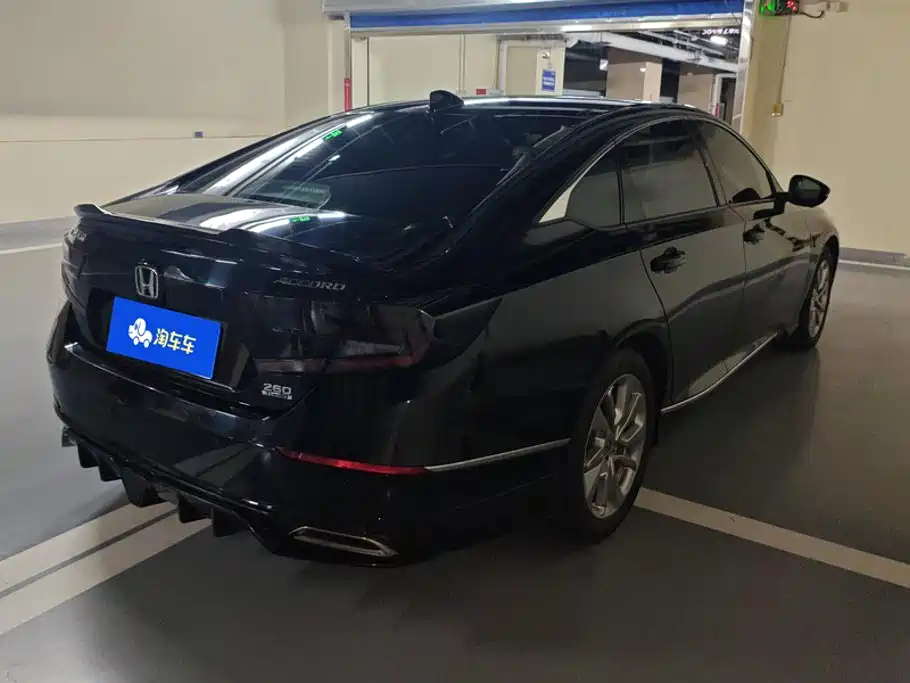 Honda Accord — фото 3