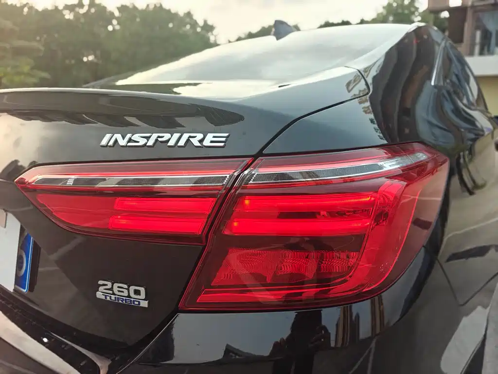 Honda Inspire — фото 20