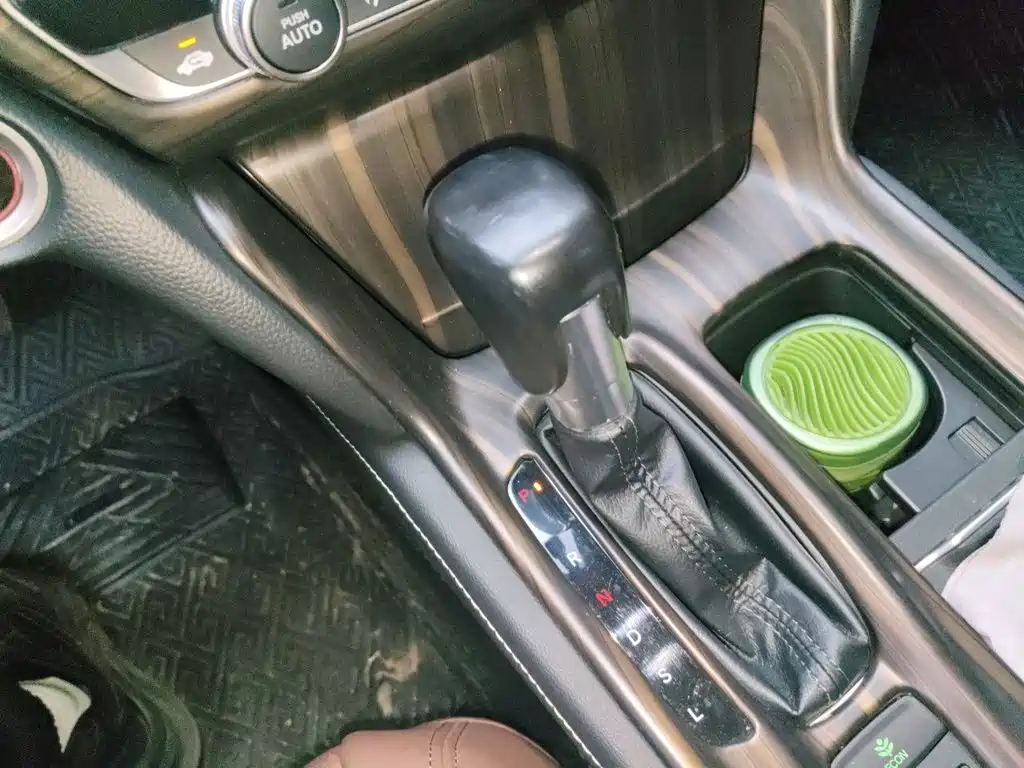 Honda Inspire — фото 10