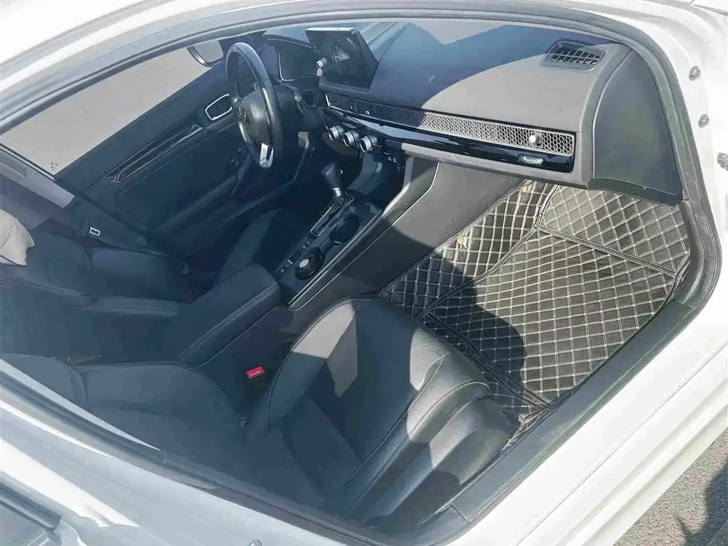 Honda Civic — фото 10