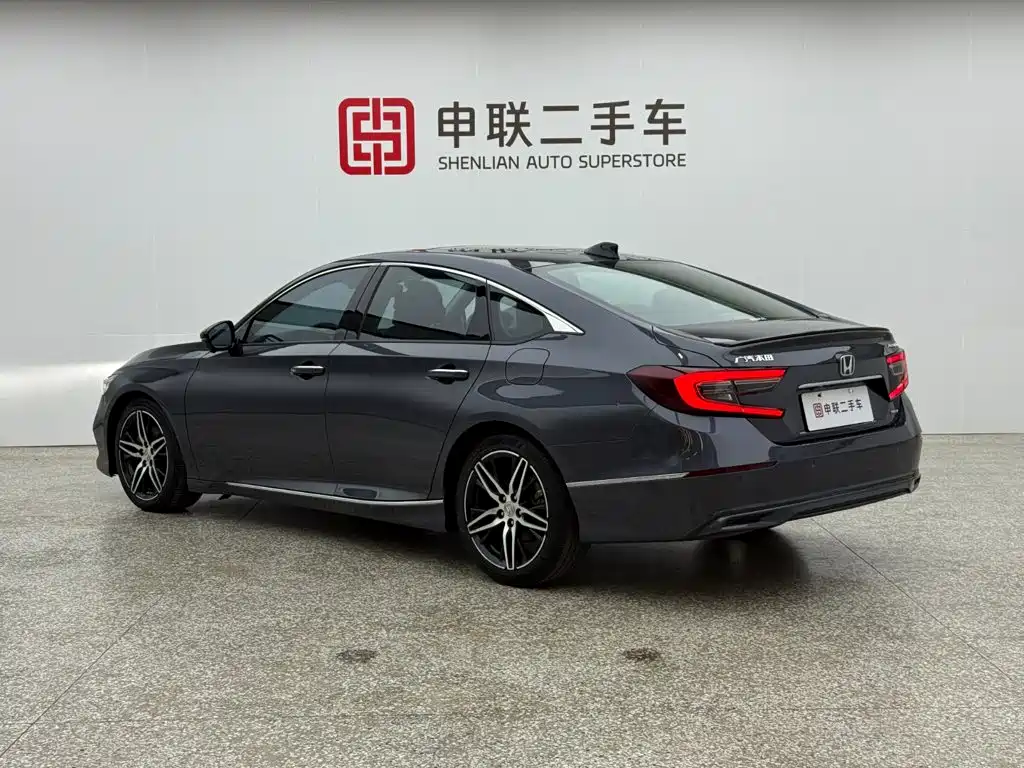 Honda Accord — фото 2
