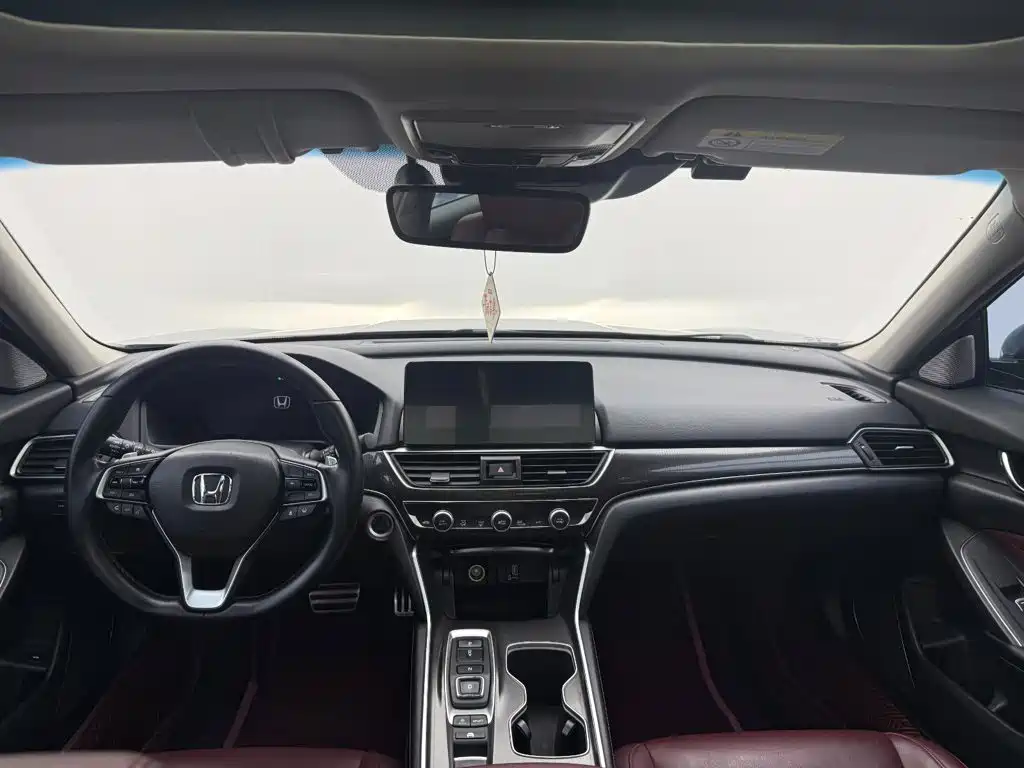Honda Accord — фото 6