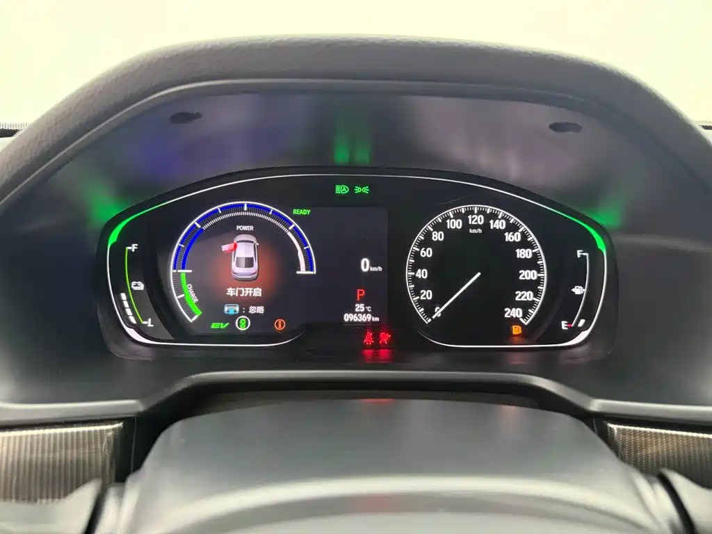 Honda Accord — фото 9