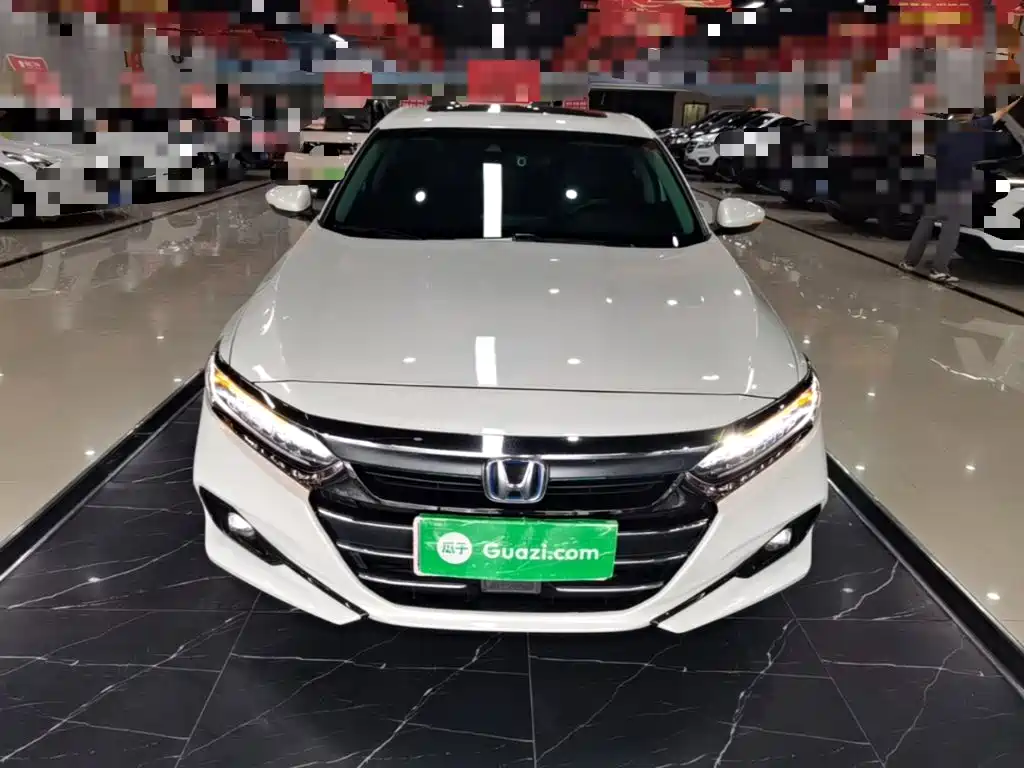 Honda Accord — фото 3