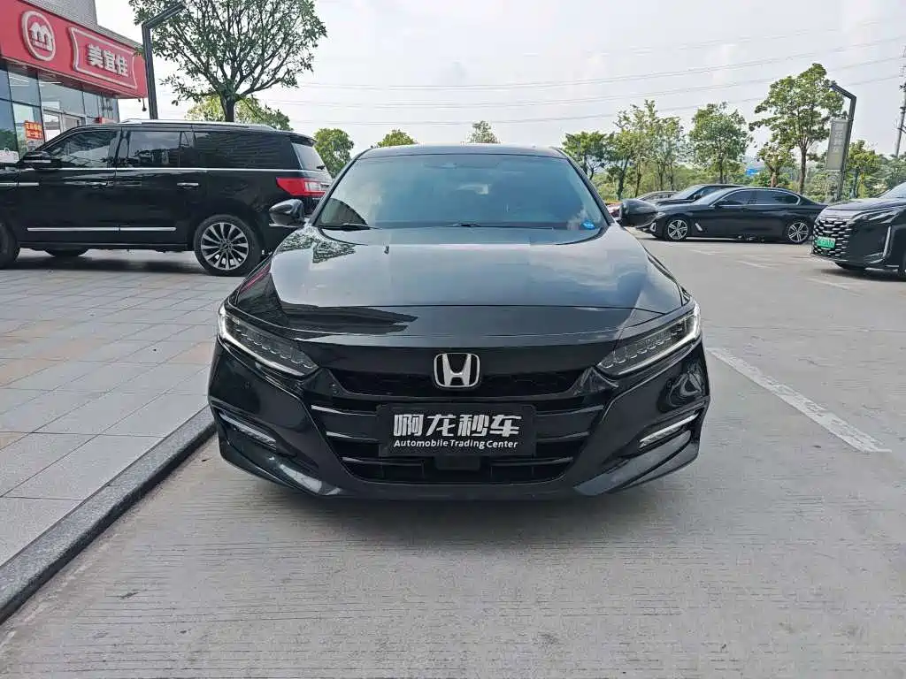 Honda Accord — фото 2