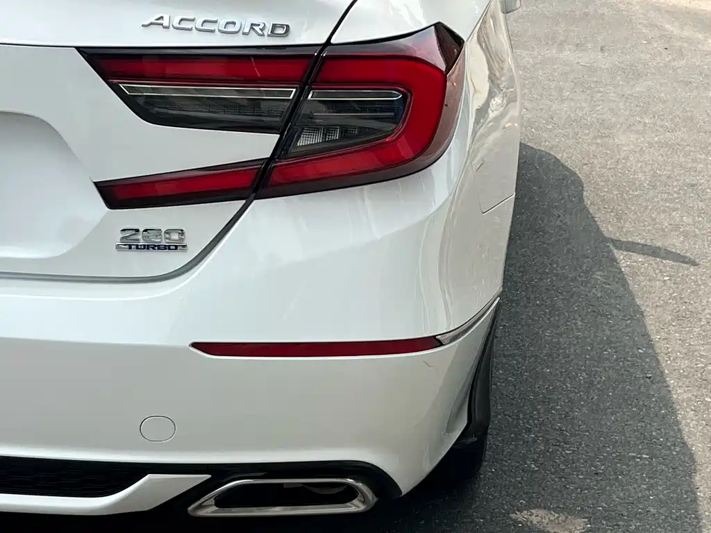 Honda Accord — фото 21