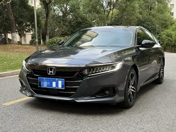 Honda Accord — фото 2