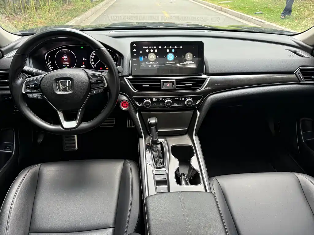 Honda Accord — фото 5