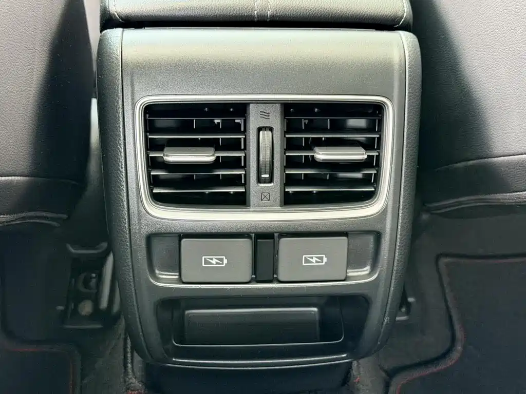 Honda Accord — фото 14