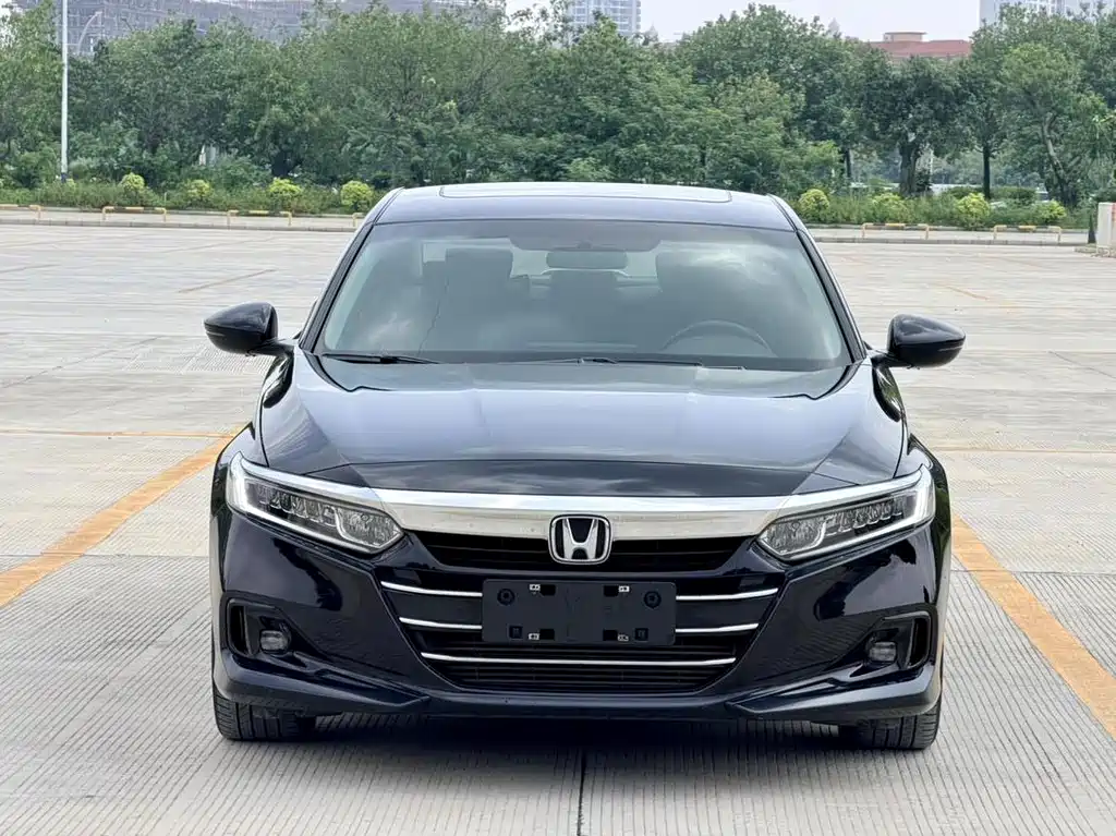 Honda Accord — фото 3