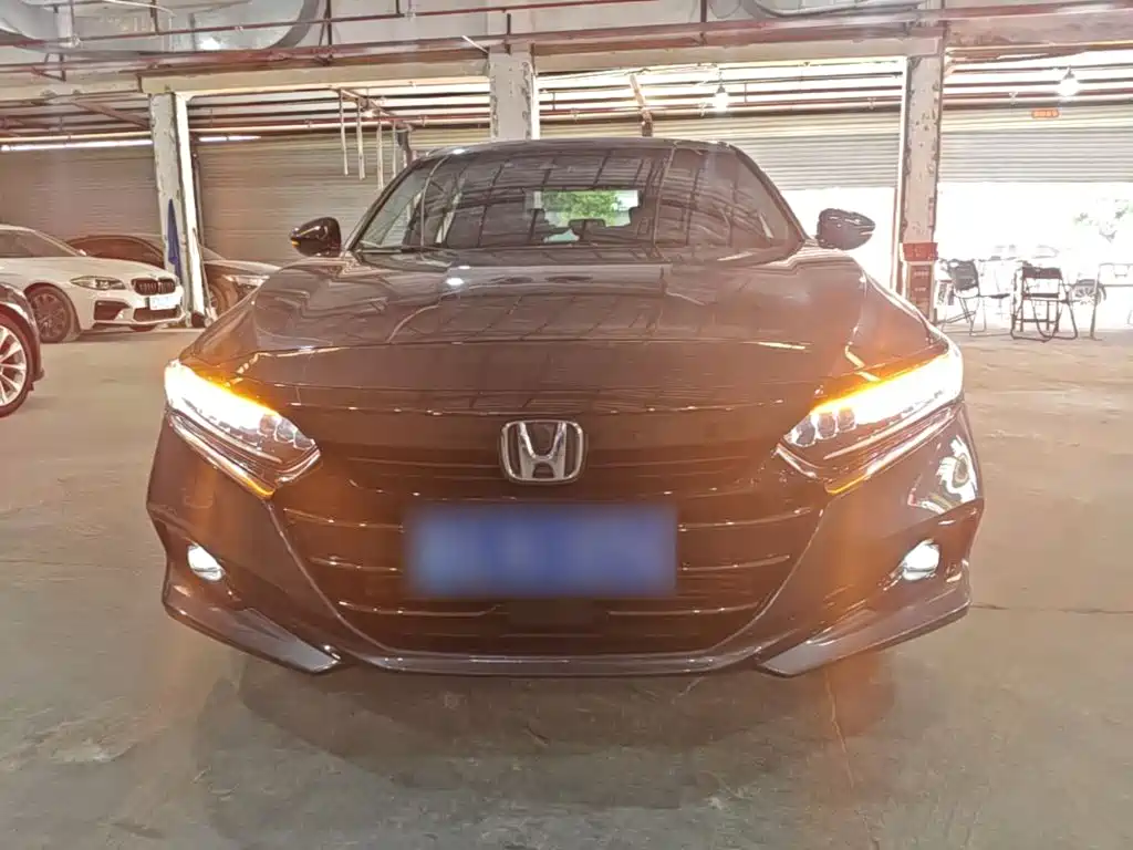 Honda Accord — фото 3