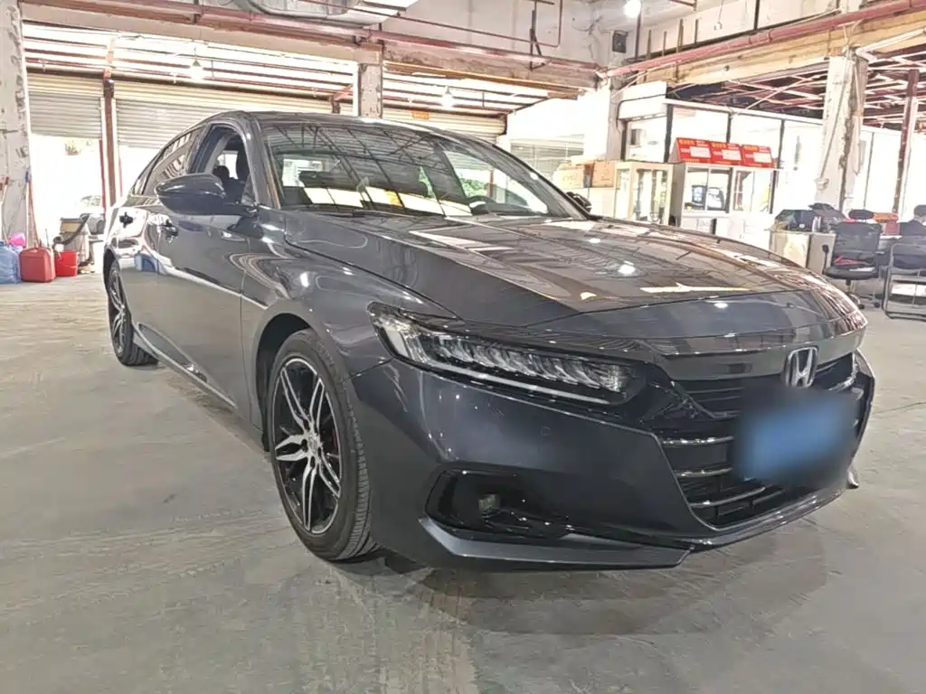 Honda Accord — фото 4