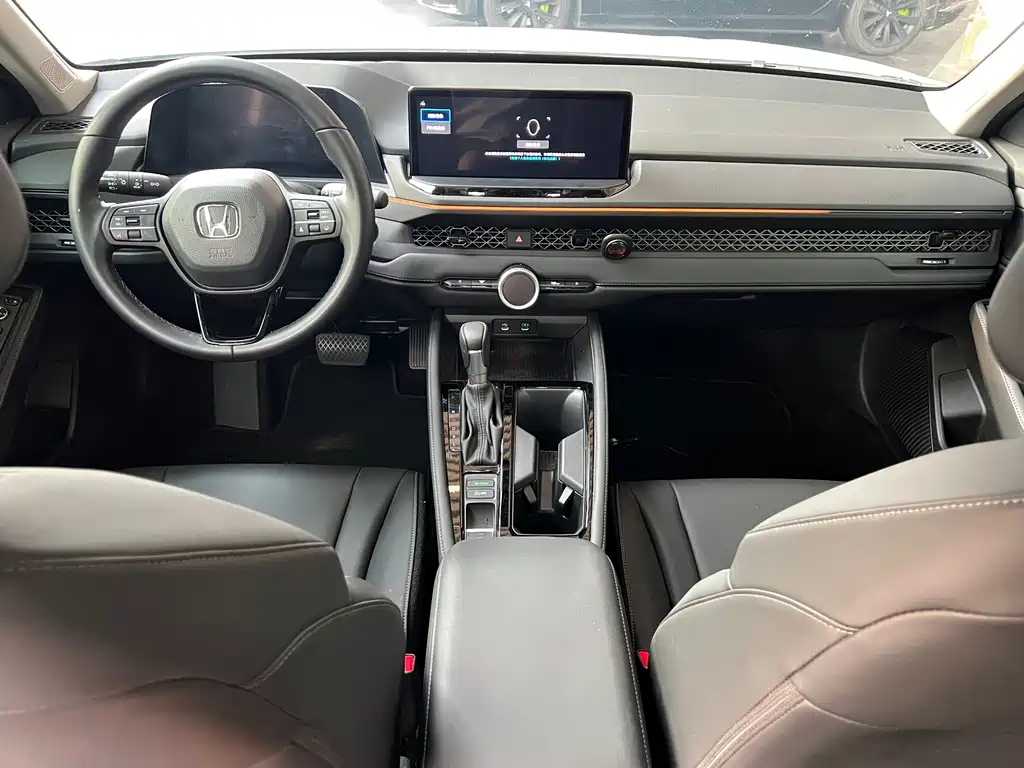 Honda Accord — фото 6