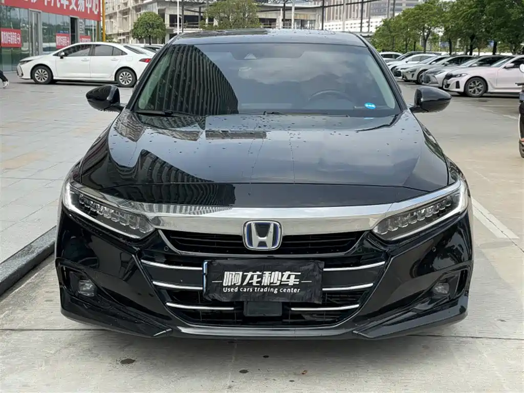 Honda Accord — фото 3
