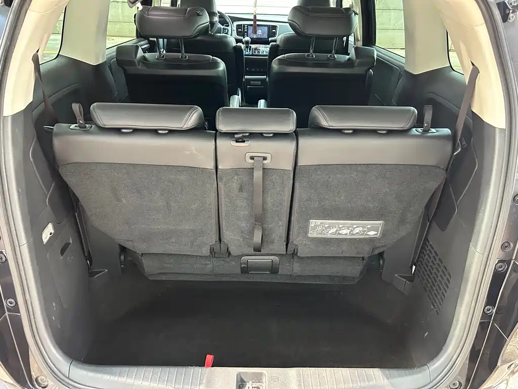 Honda Odyssey — фото 17