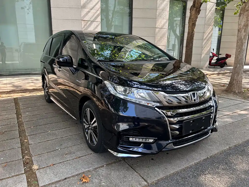 Honda Odyssey — фото 3