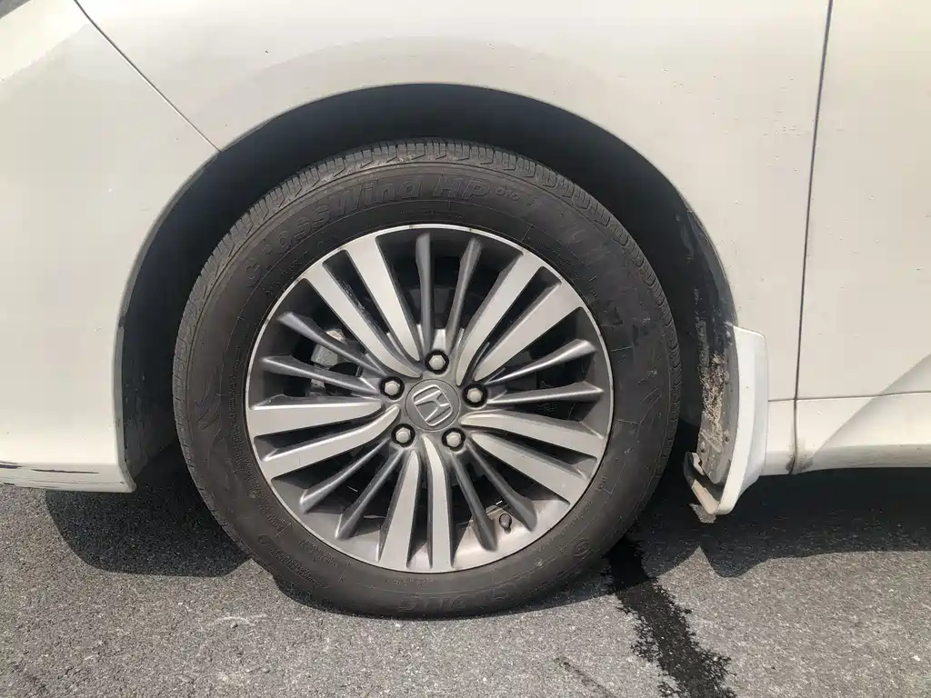 Honda Odyssey — фото 17