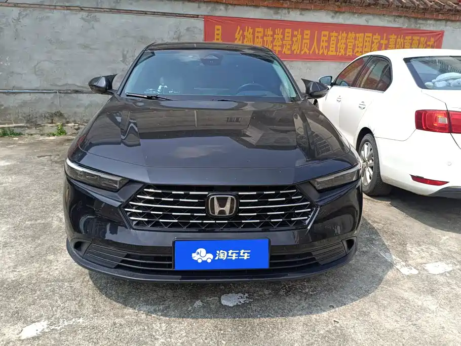 Honda Accord — фото 2