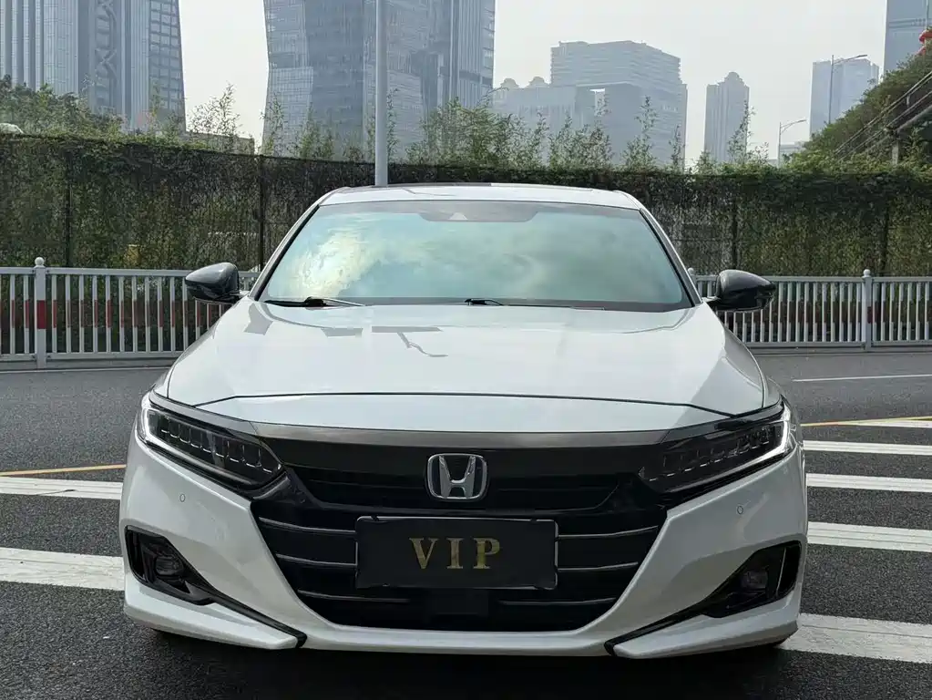 Honda Accord — фото 2